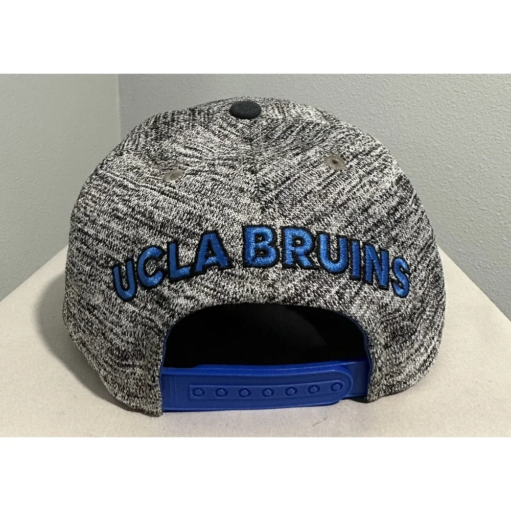 Adidas UCLA Bruins Snapback Cap Hat Embroidered Logo Gray Super Clean
